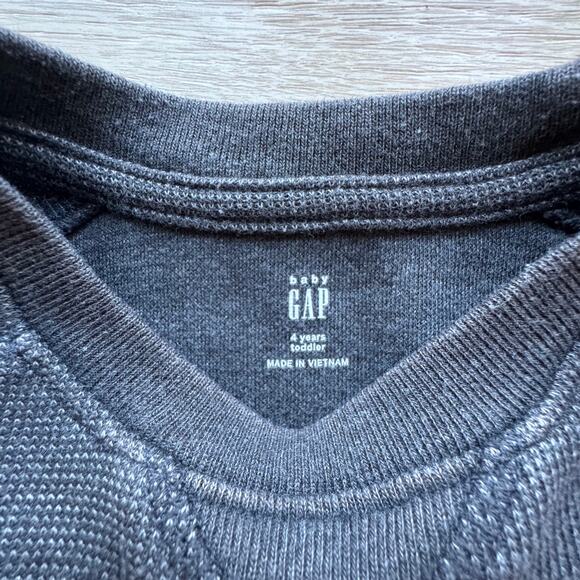 GAP Waffle Long Sleeve Shirt - Size 4 - Picture 2 of 4